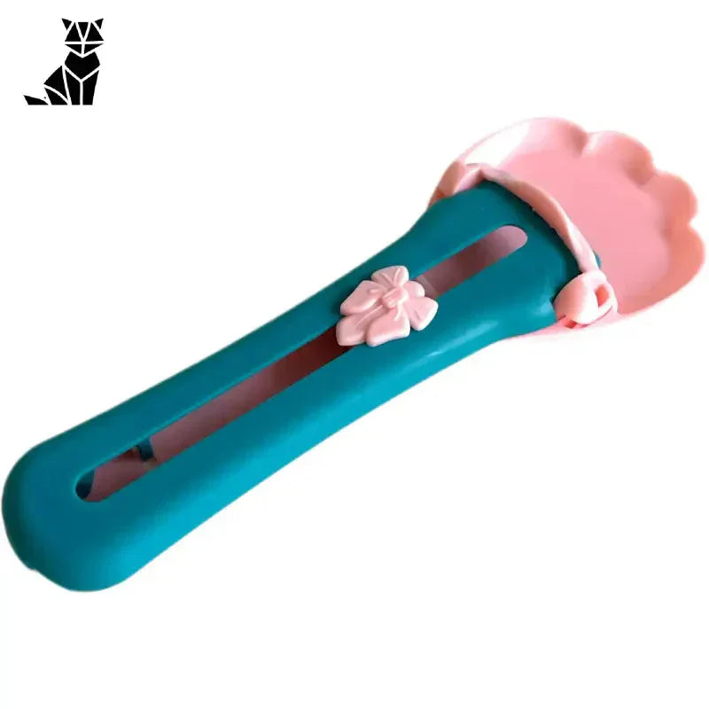 Brosse à dents en plastique bleue et rose avec fleur pour distributeur de snacks liquides