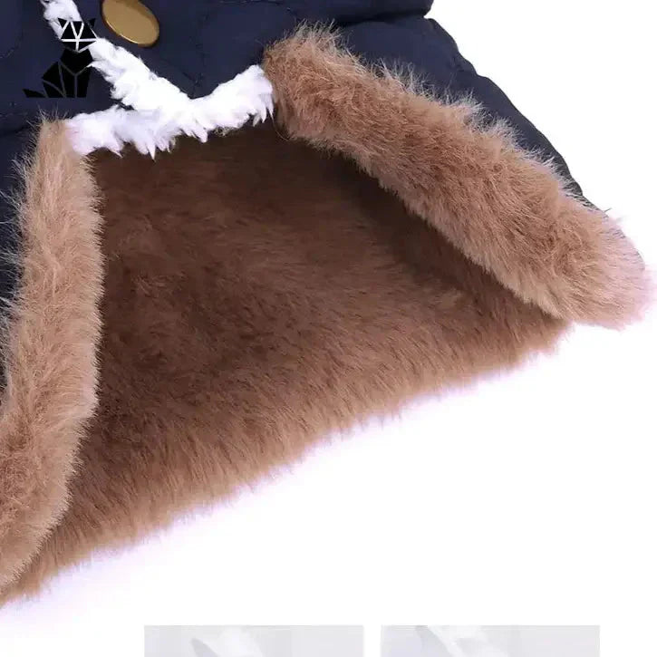 Manteau d’hiver pour chien avec col en fourrure et bonnet blanc - Vêtements élégants pour animaux de compagnie par temps froid